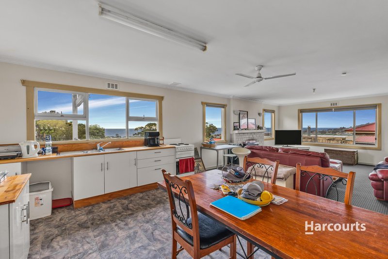 Photo - 71 Pelissier Street, Somerset TAS 7322 - Image 5