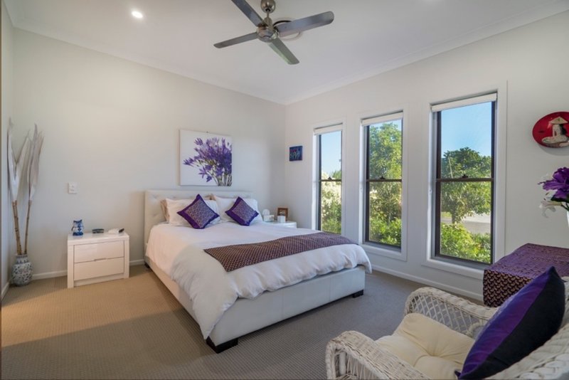 Photo - 71 Pentas Drive, Bongaree QLD 4507 - Image 11