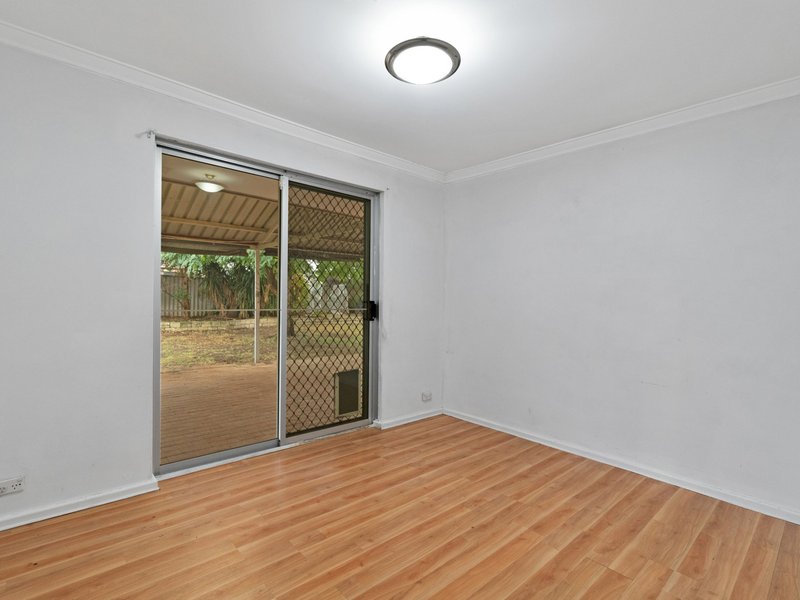 Photo - 71 Prince Street, Gosnells WA 6110 - Image 8