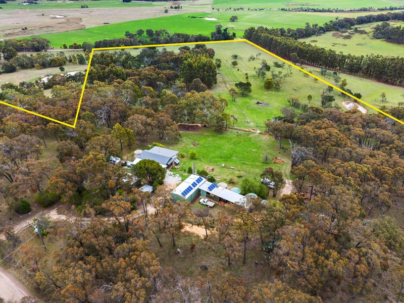 Photo - 71 Red Hill Road, Raglan VIC 3373 - Image 3