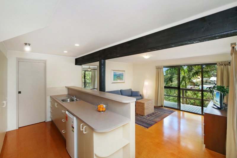 Photo - 71 Riviera Avenue, Terrigal NSW 2260 - Image 9