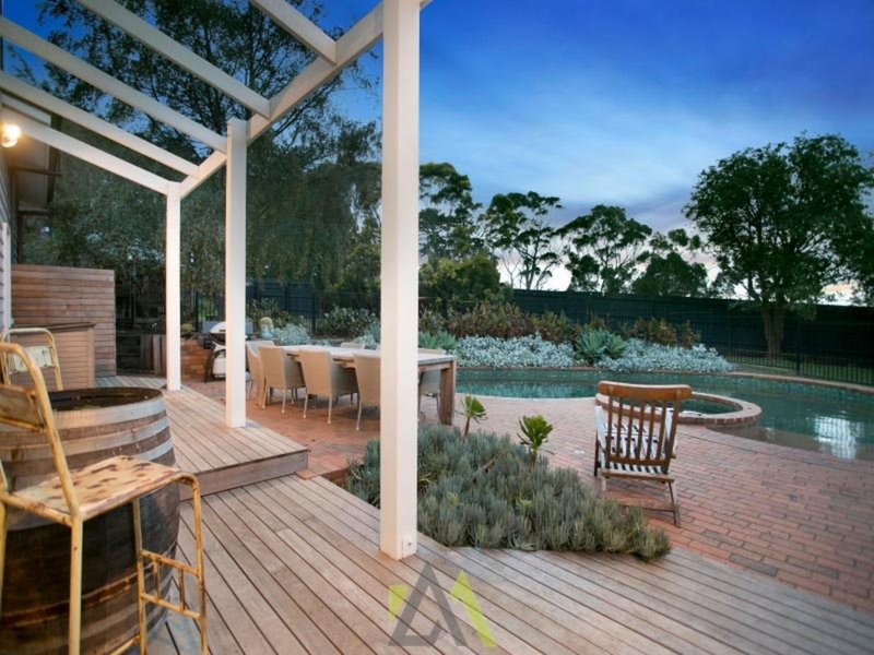 Photo - 71 Rosedale Grove, Frankston South VIC 3199 - Image 21