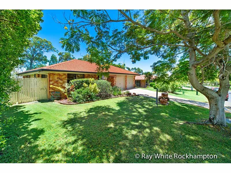 Photo - 71 Rosewood Drive, Norman Gardens QLD 4701 - Image 2