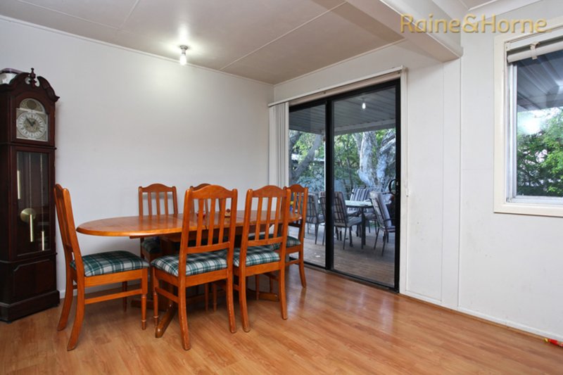 Photo - 71 Second Avenue, Kingswood NSW 2747 - Image 6