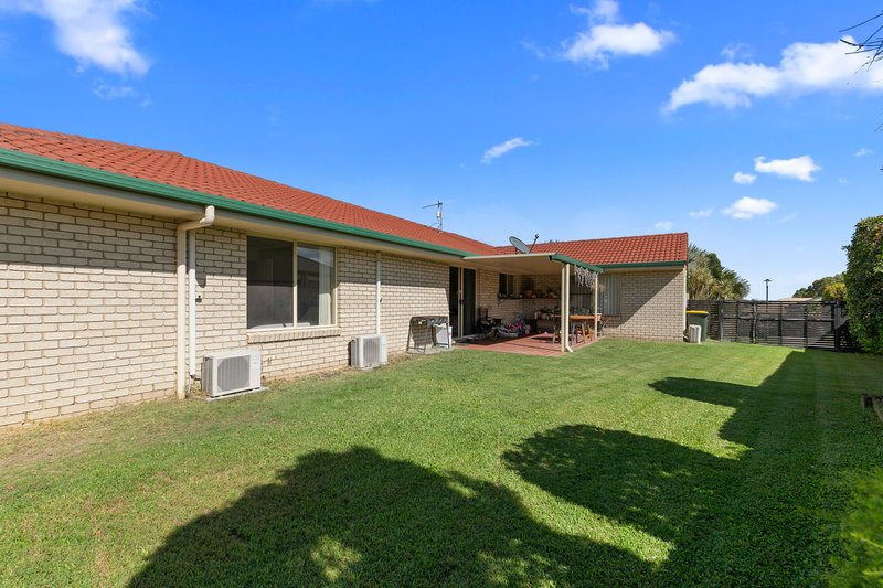 Photo - 71 St Joseph Drive, Urraween QLD 4655 - Image 18