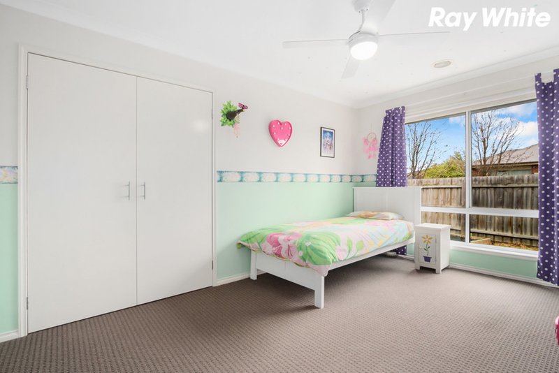 Photo - 71 Storey Drive, Pakenham VIC 3810 - Image 9