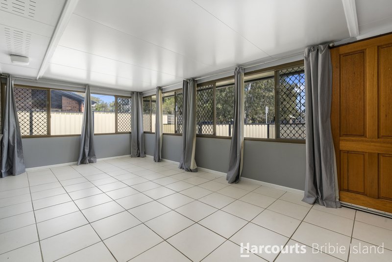 Photo - 71 Sunderland Drive, Banksia Beach QLD 4507 - Image 9