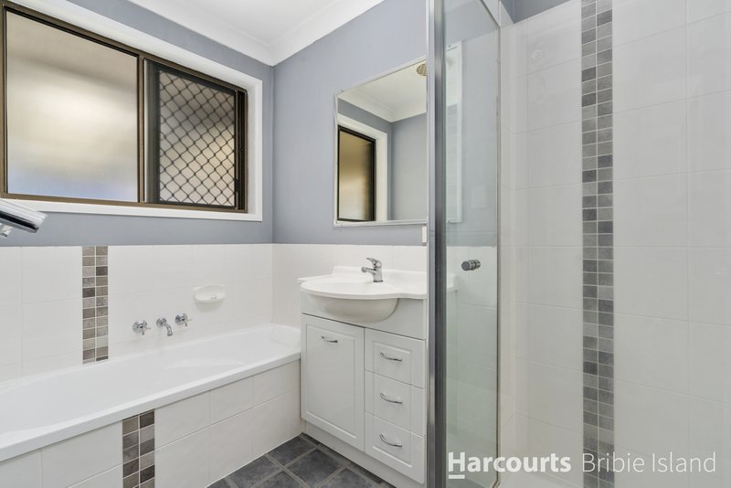 Photo - 71 Sunderland Drive, Banksia Beach QLD 4507 - Image 10