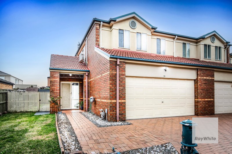 71 The Glades , Taylors Hill VIC 3037