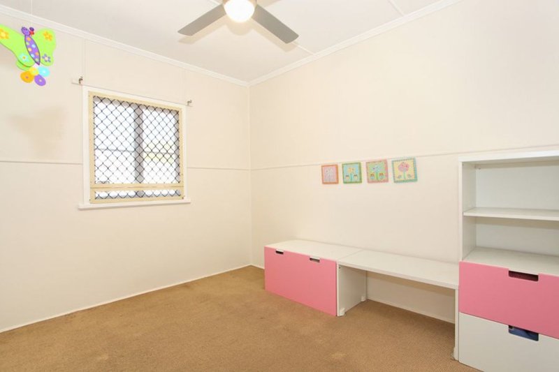 Photo - 71 Thomas Street, Clontarf QLD 4019 - Image 7