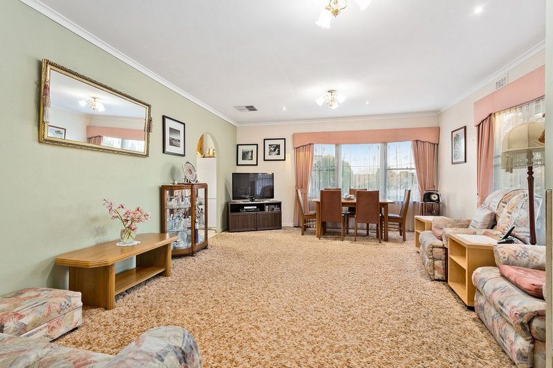 Photo - 71 Tristania Street, Doveton VIC 3177 - Image 6