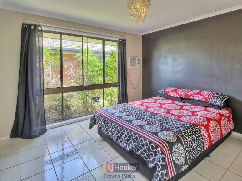 Photo - 71 Vansittart Road, Regents Park QLD 4118 - Image 6