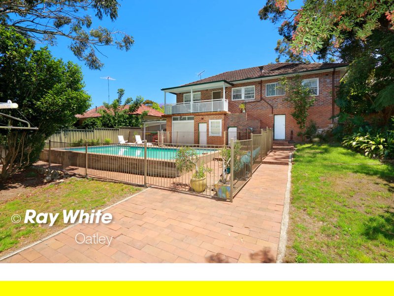 Photo - 71 Waratah Street, Oatley NSW 2223 - Image 3