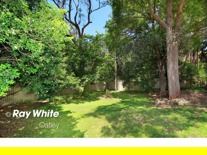 Photo - 71 Waratah Street, Oatley NSW 2223 - Image 4