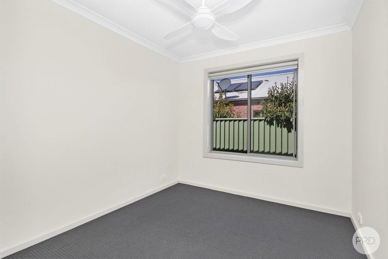 Photo - 71 Waterford Drive, Miners Rest VIC 3352 - Image 9