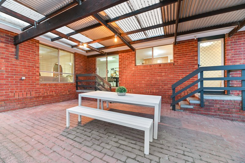 Photo - 71 Wentworth Avenue, Rowville VIC 3178 - Image 16