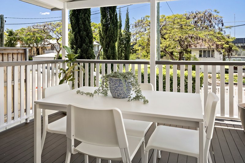 Photo - 71 Wongara Street, Clayfield QLD 4011 - Image 9