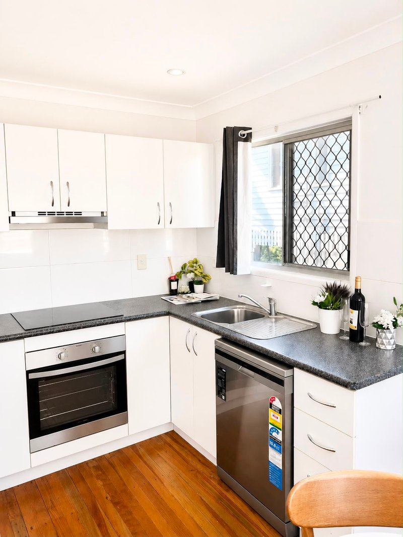 Photo - 71 Woogaroo Street, Goodna QLD 4300 - Image 8