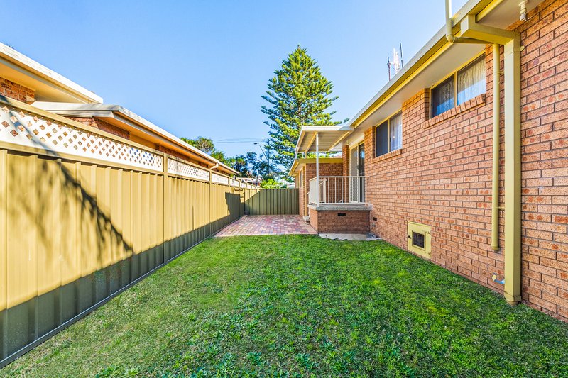 Photo - 7/10-12 Lake Street, Budgewoi NSW 2262 - Image 4