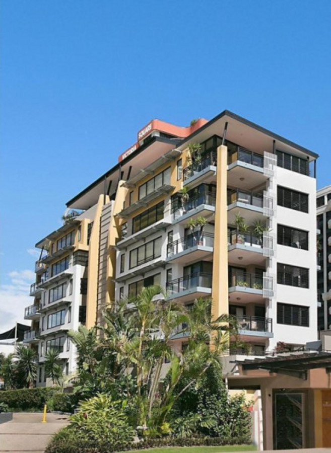 Photo - 7/10 Albert Avenue, Broadbeach QLD 4218 - Image 11