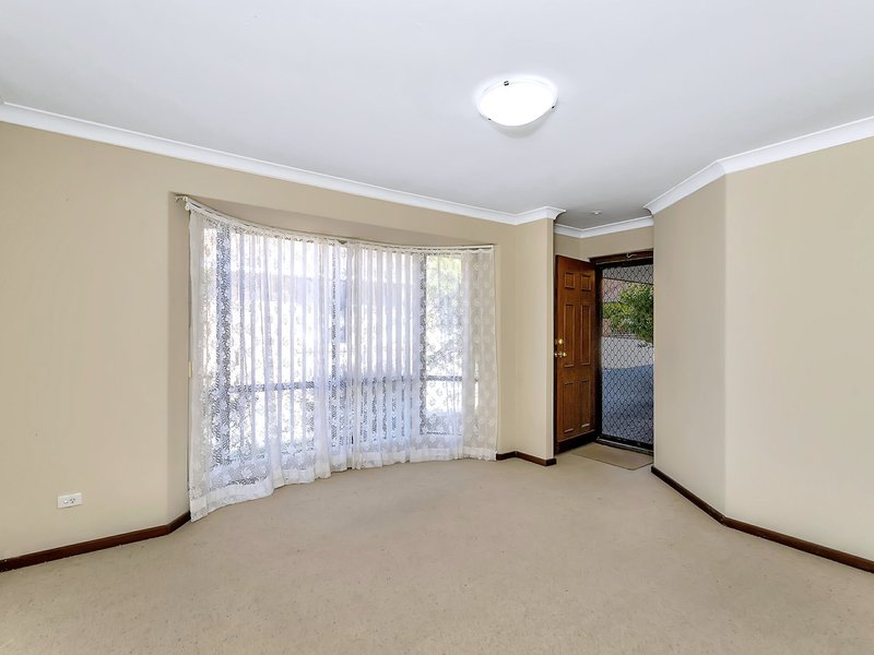 Photo - 7/10 Beavis Court, Noranda WA 6062 - Image 2