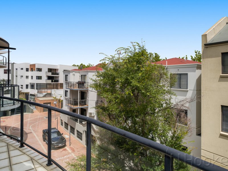 Photo - 7/10 Eastbrook Terrace, East Perth WA 6004 - Image 24