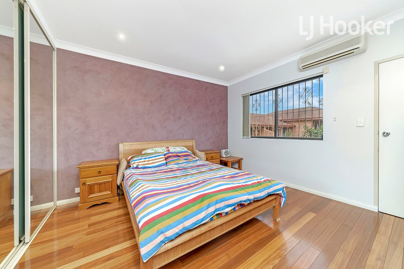 Photo - 7/10 Kurrajong Street, Cabramatta NSW 2166 - Image 6