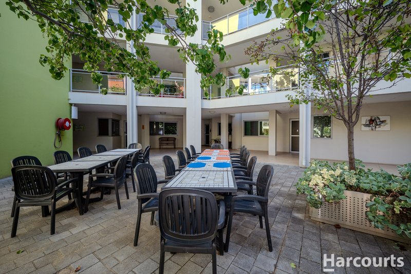 Photo - 7/10 Roebuck Drive, Salter Point WA 6152 - Image 31