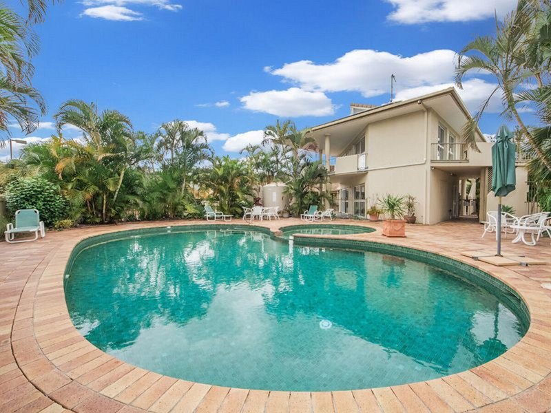 Photo - 7/100 Morala Avenue, Runaway Bay QLD 4216 - Image 3