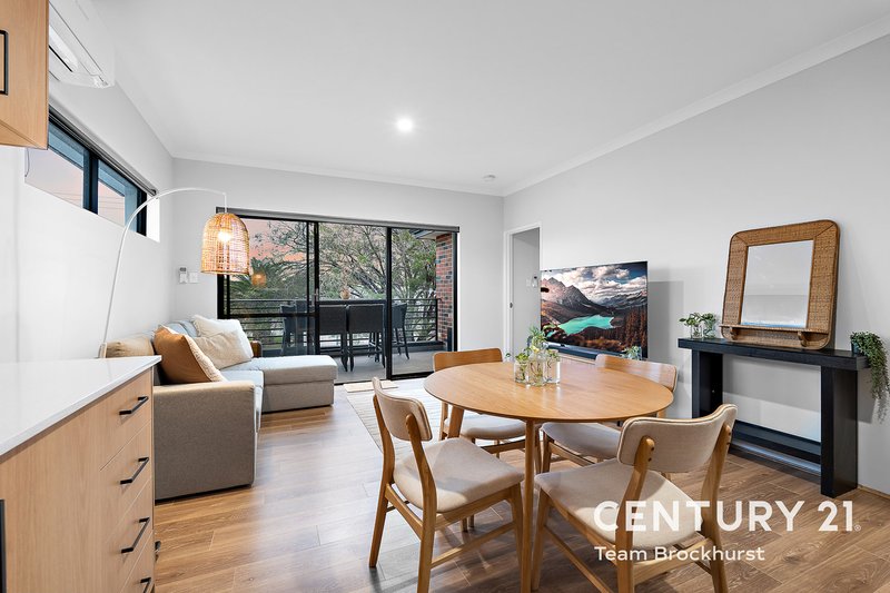 Photo - 7/101 Hamilton Street, Cannington WA 6107 - Image 2