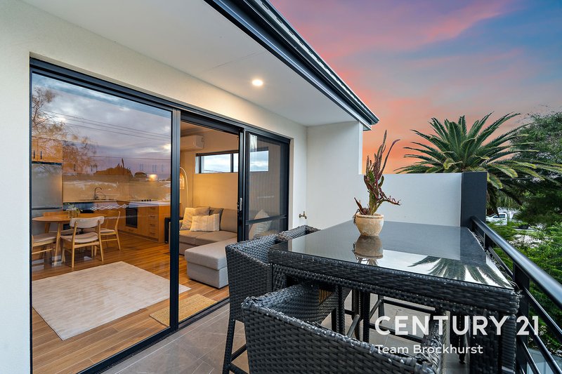 Photo - 7/101 Hamilton Street, Cannington WA 6107 - Image 4
