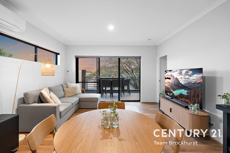 Photo - 7/101 Hamilton Street, Cannington WA 6107 - Image 16