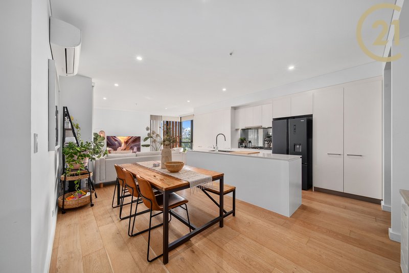 Photo - 710/12 Stanley Street, Kogarah NSW 2217 - Image 2