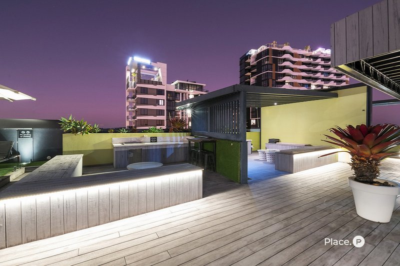 Photo - 710/159 Logan Road, Woolloongabba QLD 4102 - Image 9