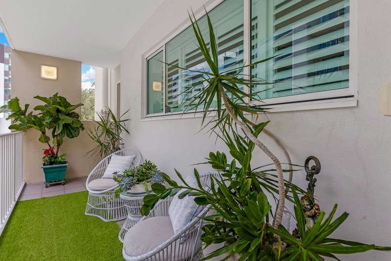 Photo - 7101/7 Emporio Place, Maroochydore QLD 4558 - Image 4