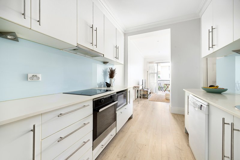 Photo - 7/102-106 Campbell Parade, Bondi Beach NSW 2026 - Image 3