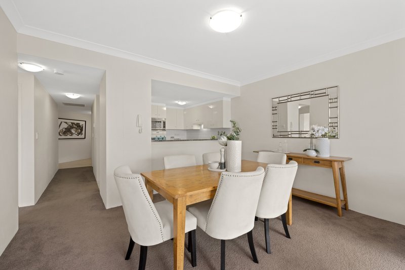 Photo - 710/28 West Street, North Sydney NSW 2060 - Image 5