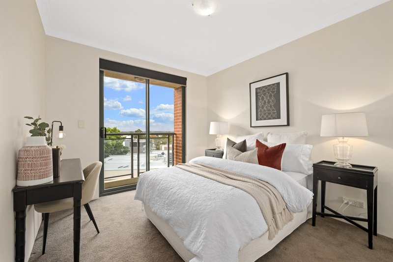 Photo - 710/28 West Street, North Sydney NSW 2060 - Image 7