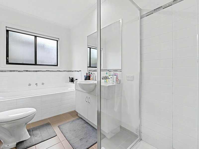 Photo - 7/103 Army Road, Pakenham VIC 3810 - Image 7