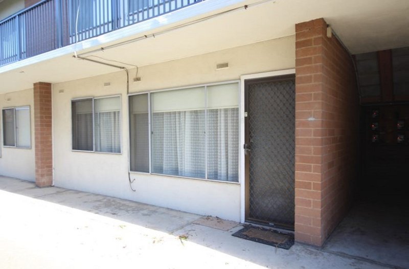 Photo - 7/103 Gertrude Street, Geelong West VIC 3218 - Image 2