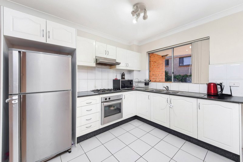 Photo - 7/105 Meredith Street, Bankstown NSW 2200 - Image 4