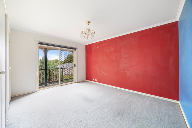 Photo - 7/106 Whitehorse Road, Mount Clear VIC 3350 - Image 7