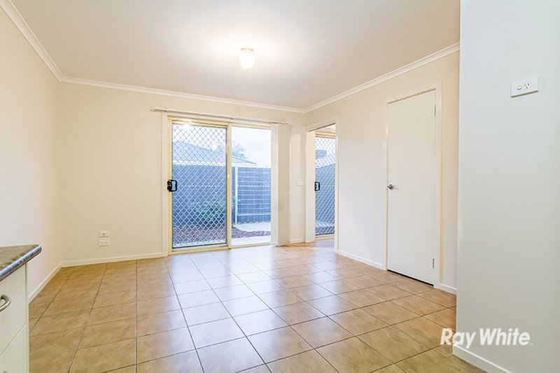 Photo - 7/107-109 Breens Road, Cranbourne West VIC 3977 - Image 4