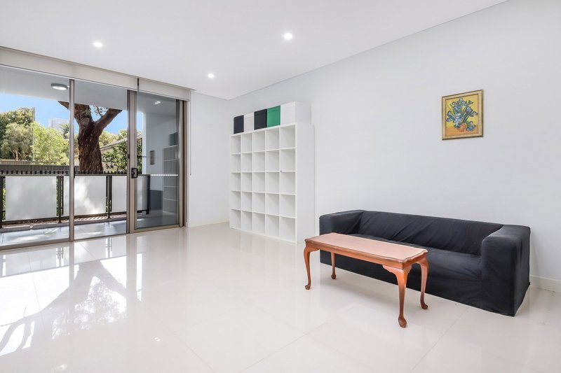 Photo - 7107/1A Morton Street, Parramatta NSW 2150 - Image 2