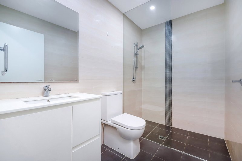 Photo - 7107/1A Morton Street, Parramatta NSW 2150 - Image 5