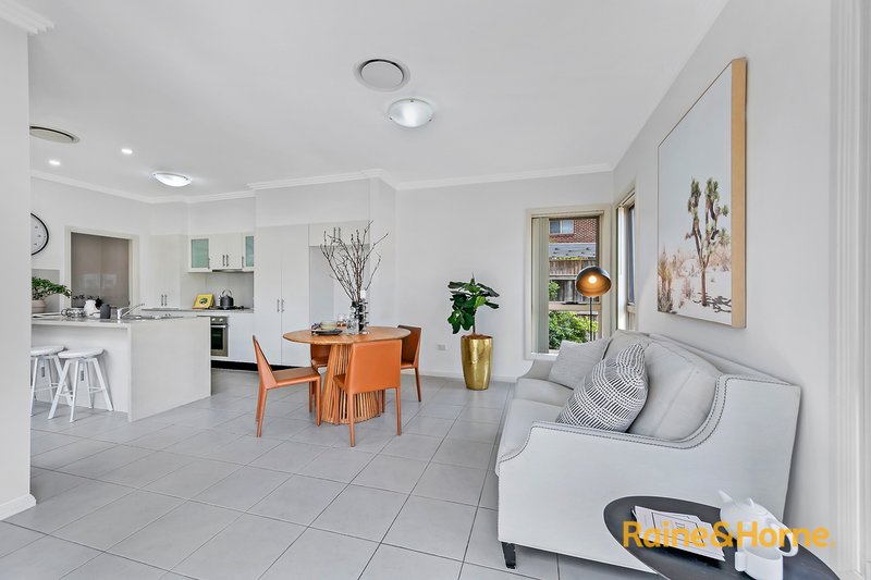 Photo - 7/11-13 Clanalpine Street, Eastwood NSW 2122 - Image 4