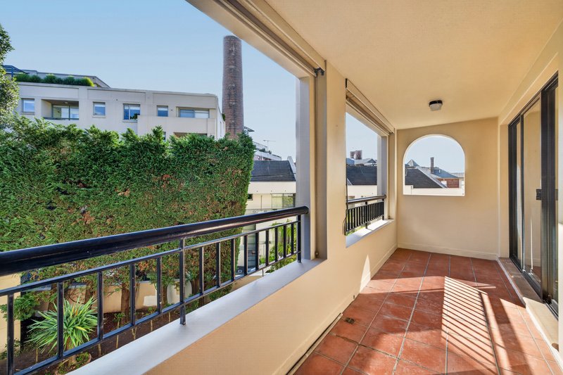 Photo - 7/11-15 Young Street, Paddington NSW 2021 - Image 3