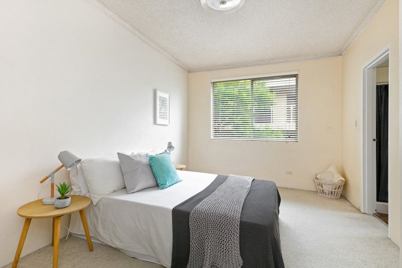 Photo - 7/11 Avon Road, Dee Why NSW 2099 - Image 3