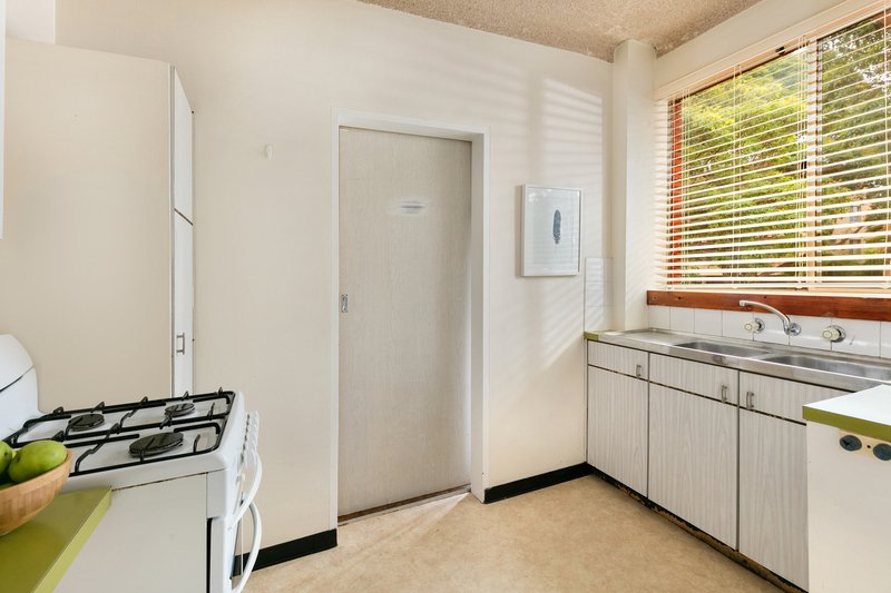 Photo - 7/11 Avon Road, Dee Why NSW 2099 - Image 5