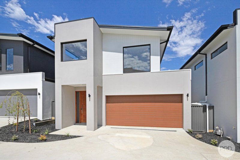 Photo - 7/11 Caselli Street, Ballarat East VIC 3350 - Image 1